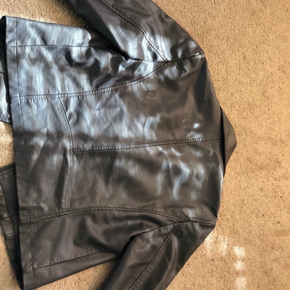 Faux leather grey forever 21 biker style jacket - Picture 3 of 3